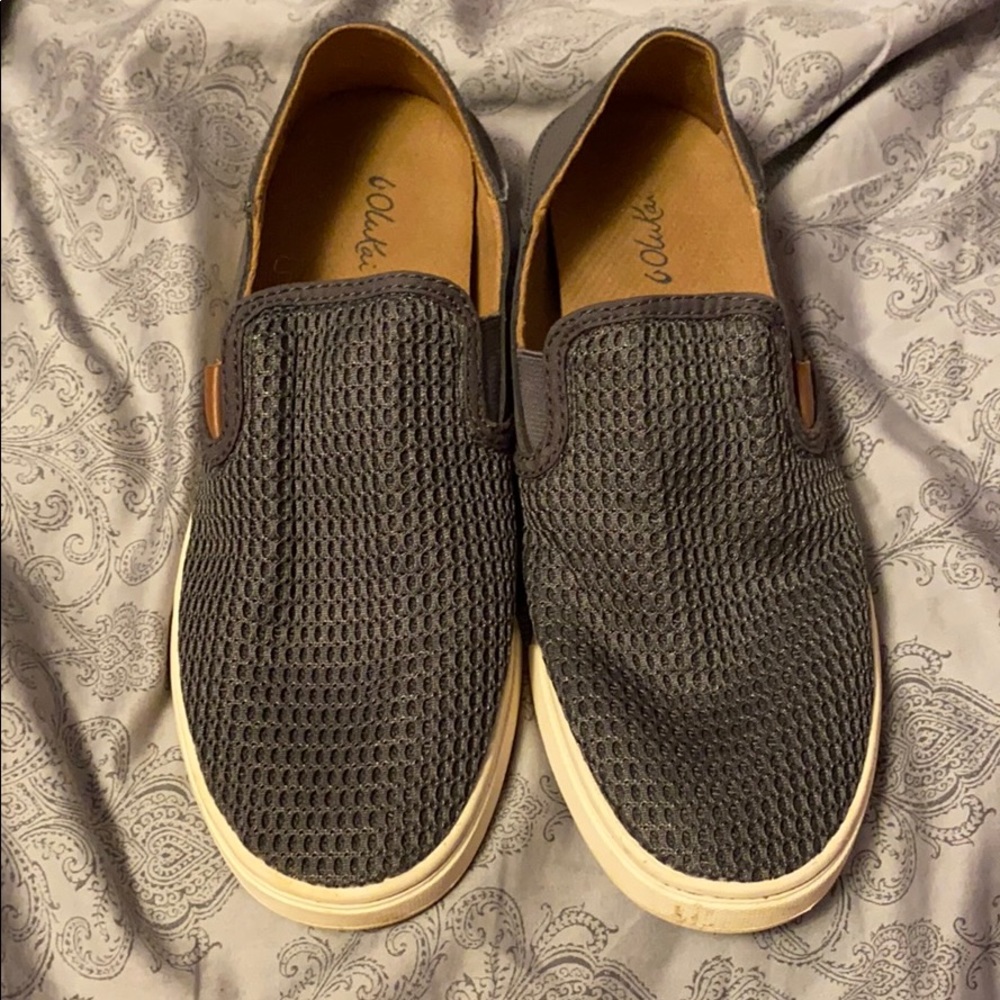 Olukai slop ons